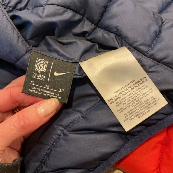 Nike NFL Team Apparel New England Patriots WITH FLAWS Reversible Puffy Vest XL - Picture 14 of 15